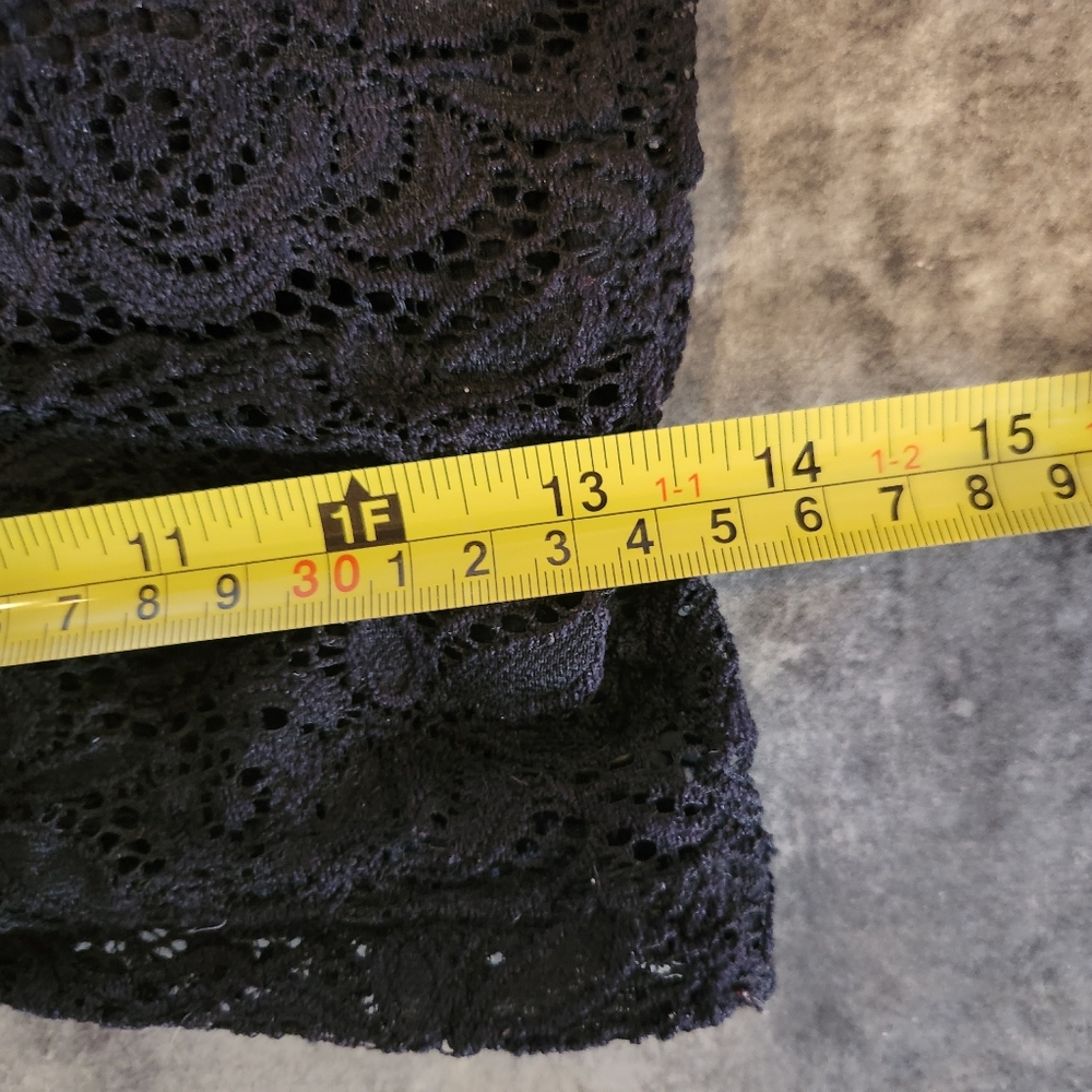 Dynamic Lace Bralet - Picture 8 of 11